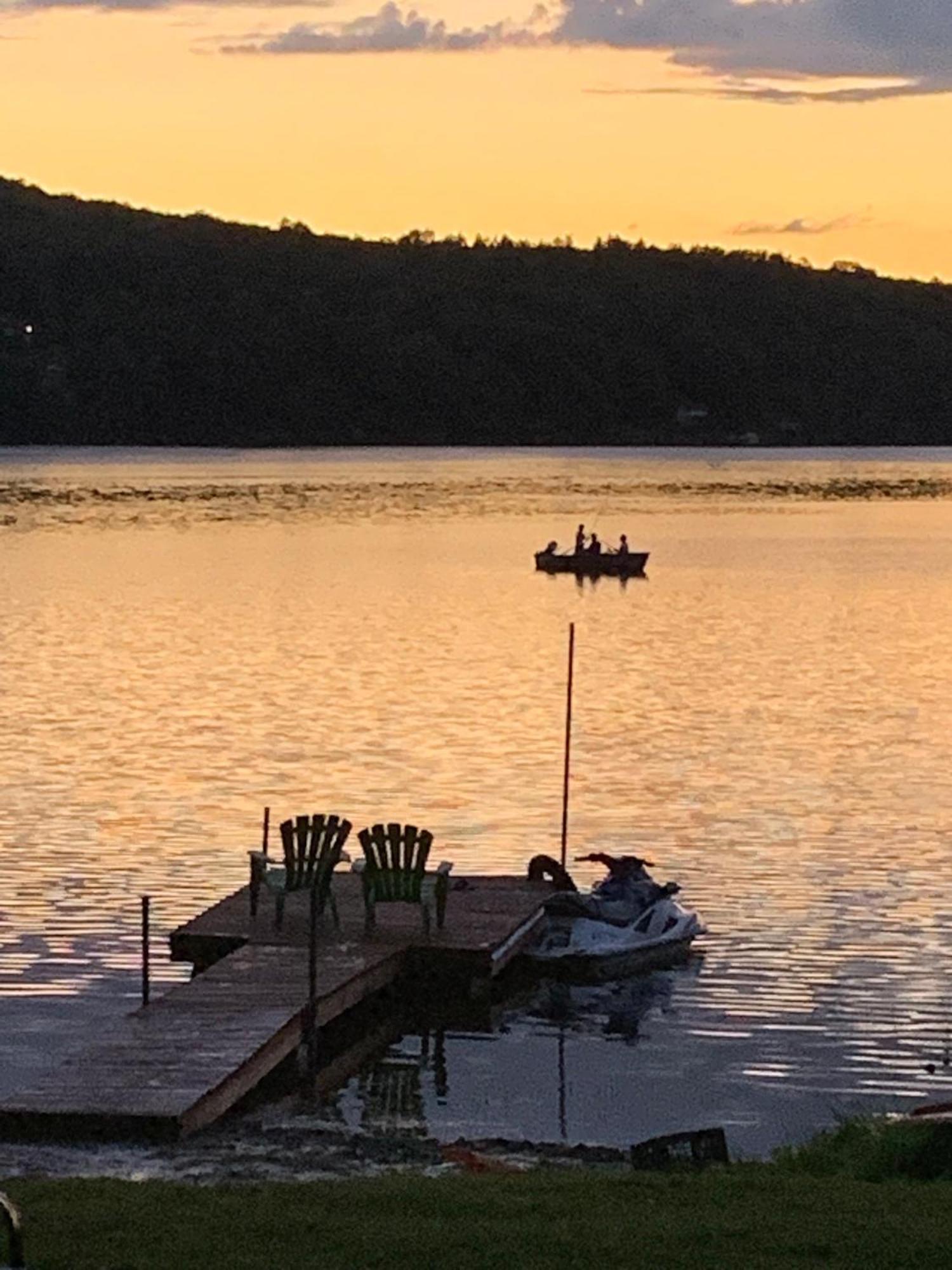Auberge De Ferme-Neuve Lac-Saint-Paul 外观 照片