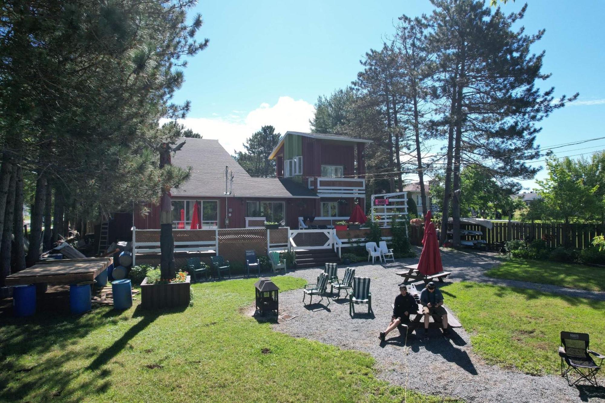 Auberge De Ferme-Neuve Lac-Saint-Paul 外观 照片