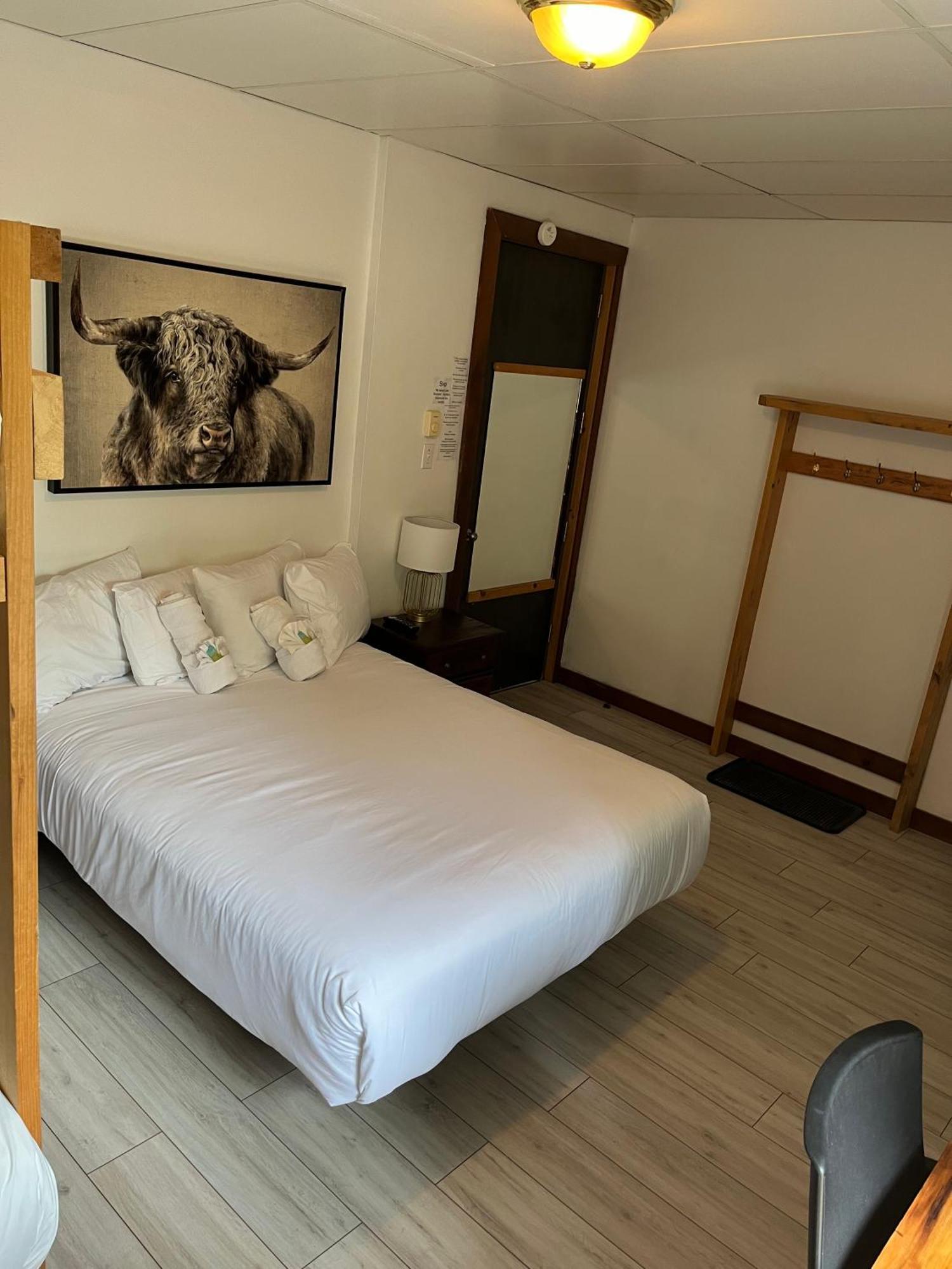 Auberge De Ferme-Neuve Lac-Saint-Paul 外观 照片