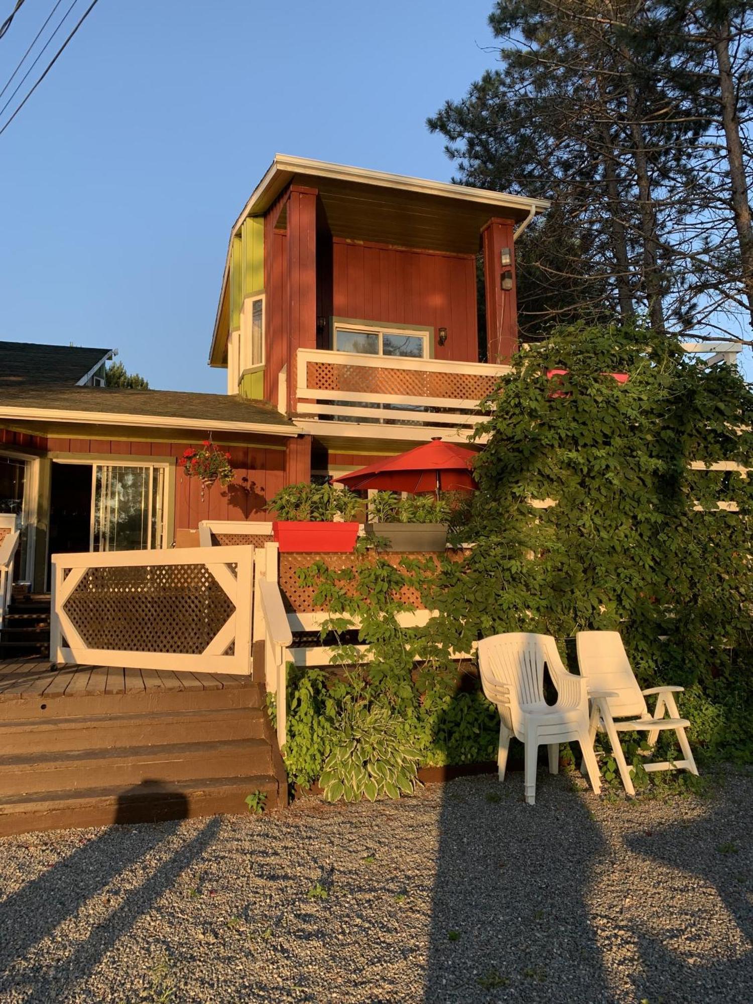 Auberge De Ferme-Neuve Lac-Saint-Paul 外观 照片
